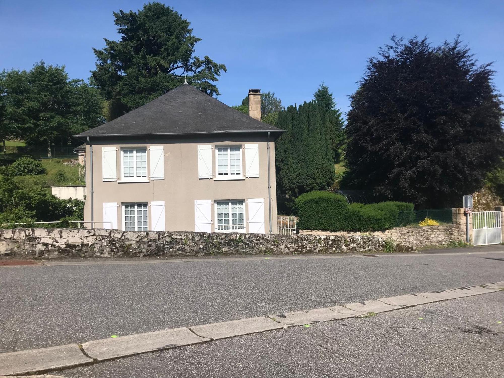 Le Clos Du 10 Treignac Exterior foto